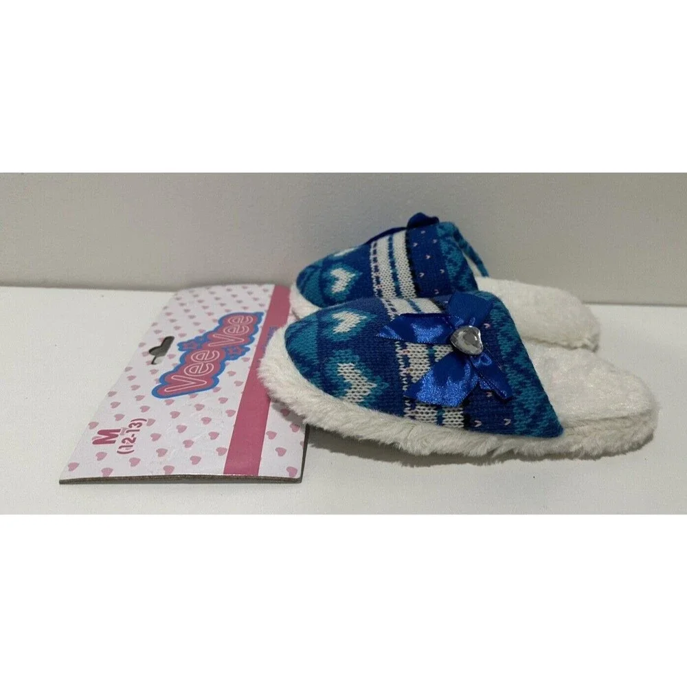Vee Vee girl size M 12/13 slip on blue slippers geometric heart print and bow